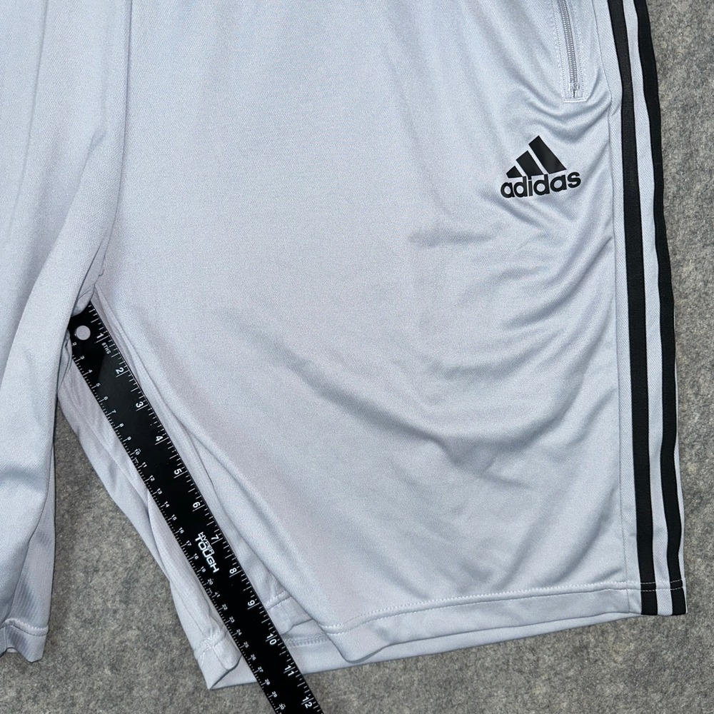 Adidas Shorts Mens 3XLT Silver M 3S SHO Aeroready Primeblue 3-Stripe HC6867 - Picture 6 of 10